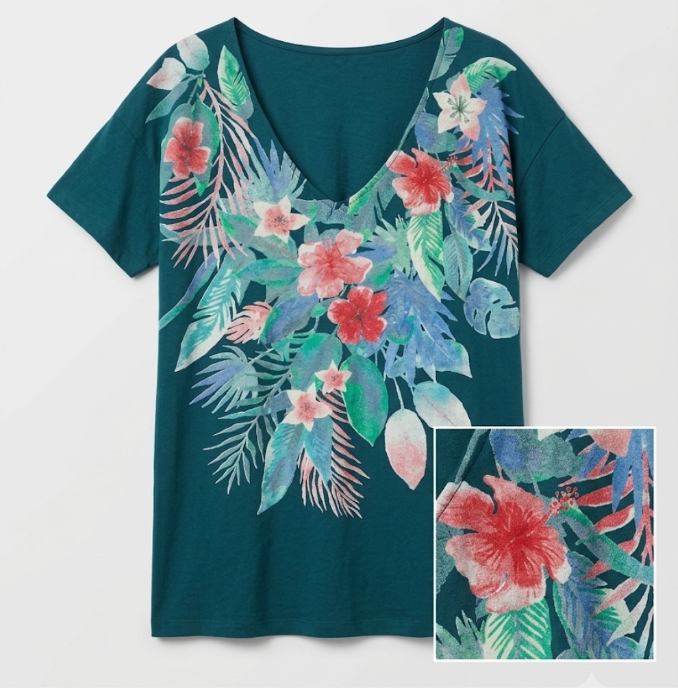 Green Short-Sleeve V-Neck T-Shirt with Tropical Print and Detailed Inset
