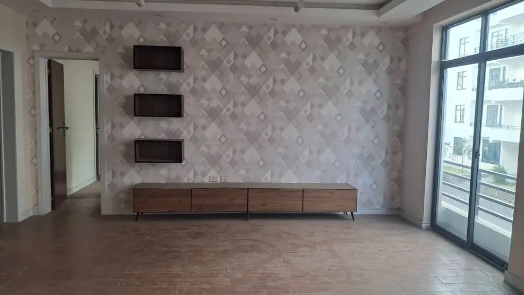 2 bedroom apartment  3