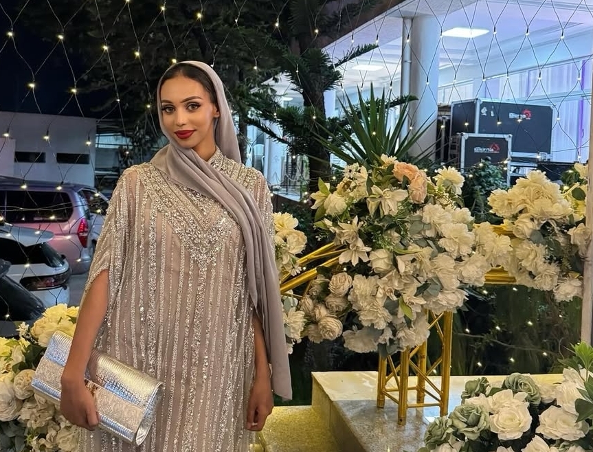Makeup by Fafi — Makeup Artist on LetsGetLink